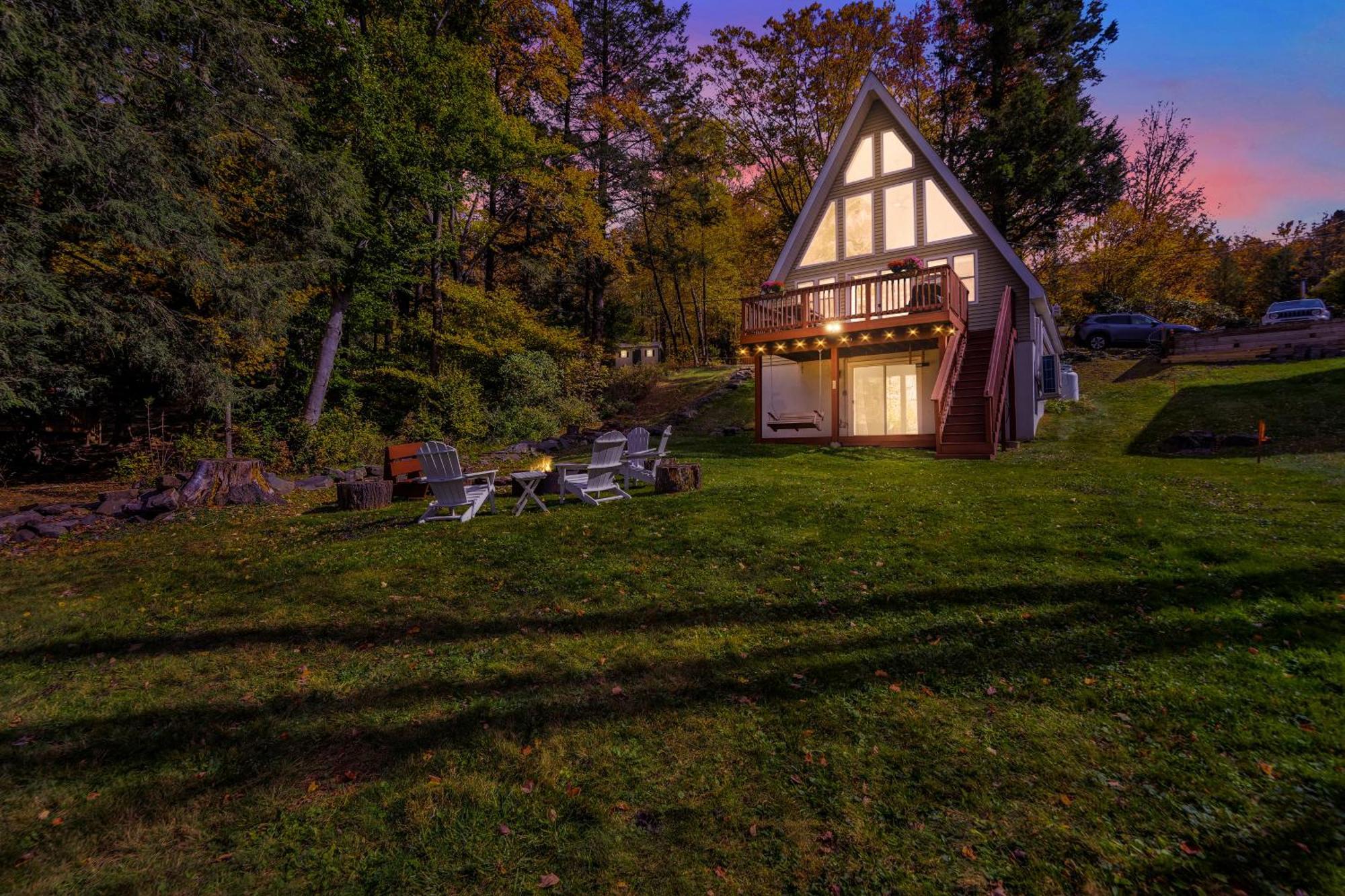 Lakefront A-Frame, Dock, Kayaks, Fireplace, Games Lake Ariel Экстерьер фото